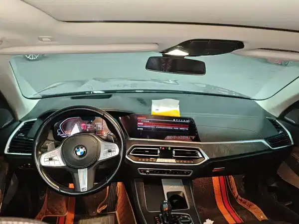 BMW X5 2023