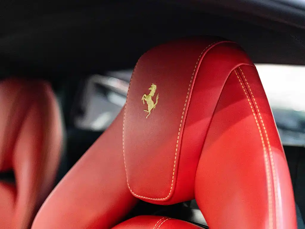 Ferrari F8 2022 — фото 12