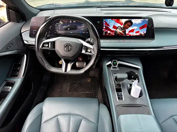 MG MG7 2023