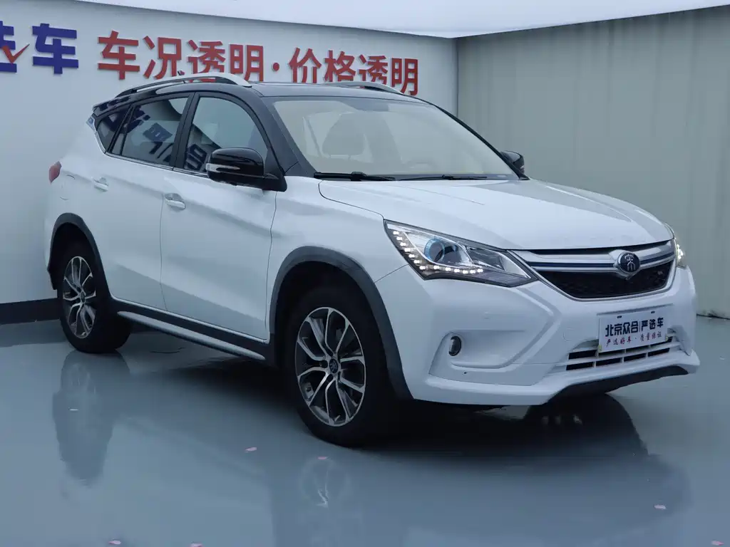 BYD Song New Energy 2017 — фото 2