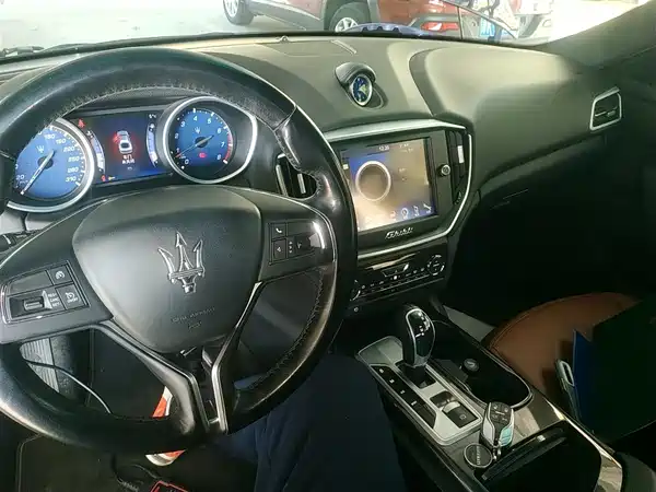 Maserati Ghibli 2014