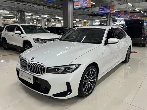 BMW 3 Series 2023