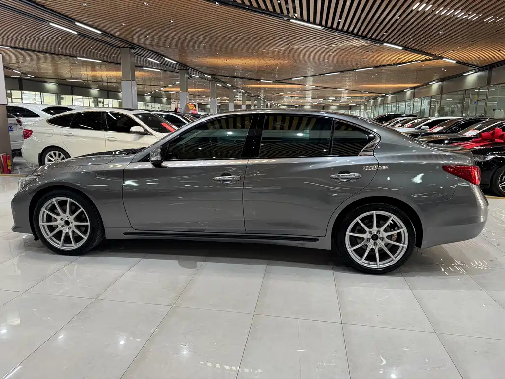 Infiniti Q50L 2017 — фото 5