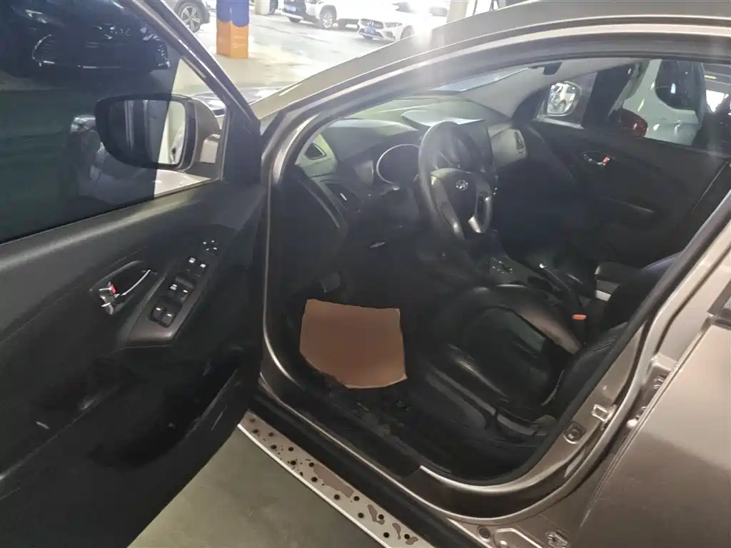 Hyundai ix35 2016 — фото 16