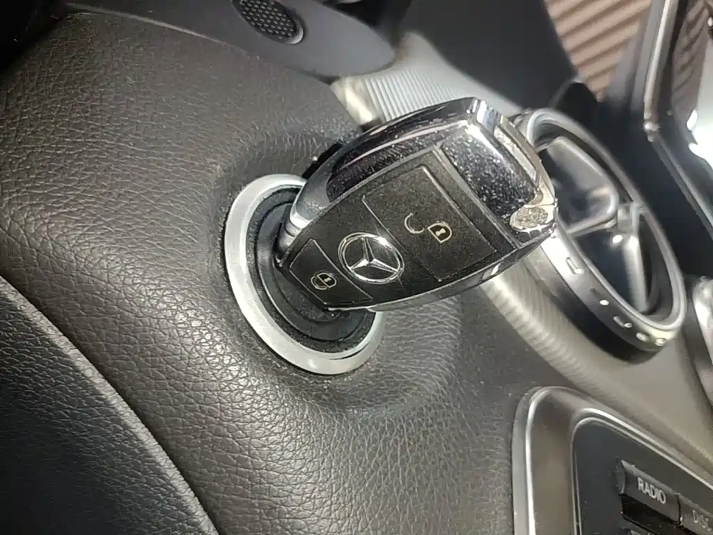 Mercedes-Benz GLA 2015 — фото 9