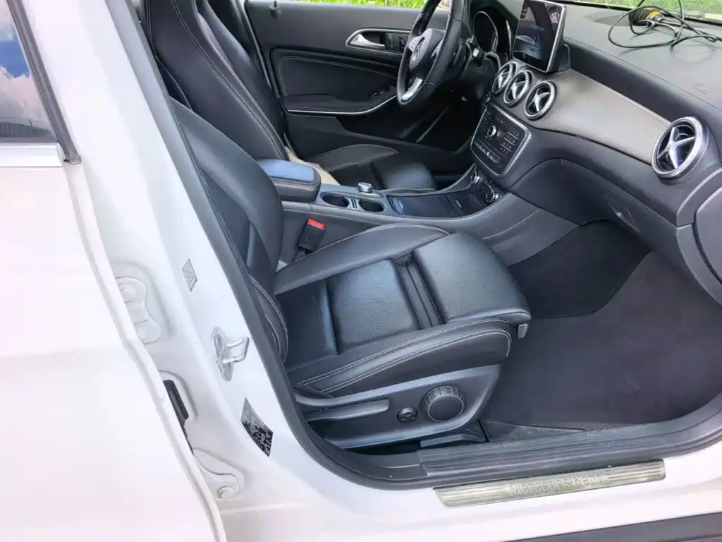 Mercedes-Benz GLA 2016 — фото 25