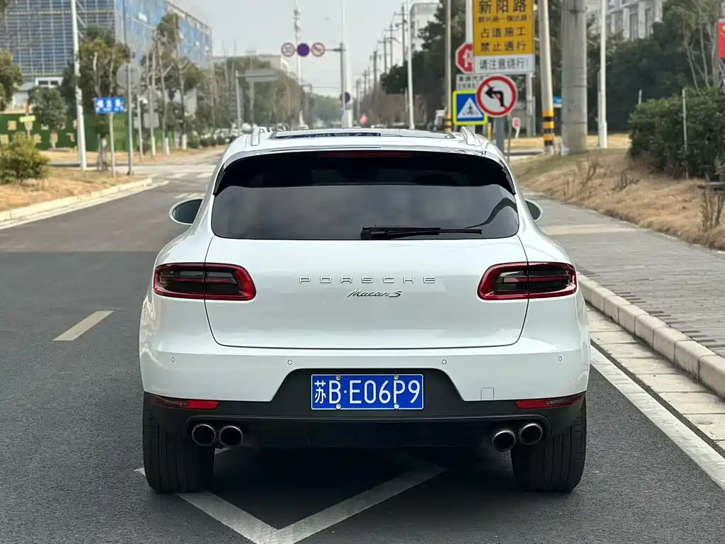 Porsche Macan 2016 — фото 8