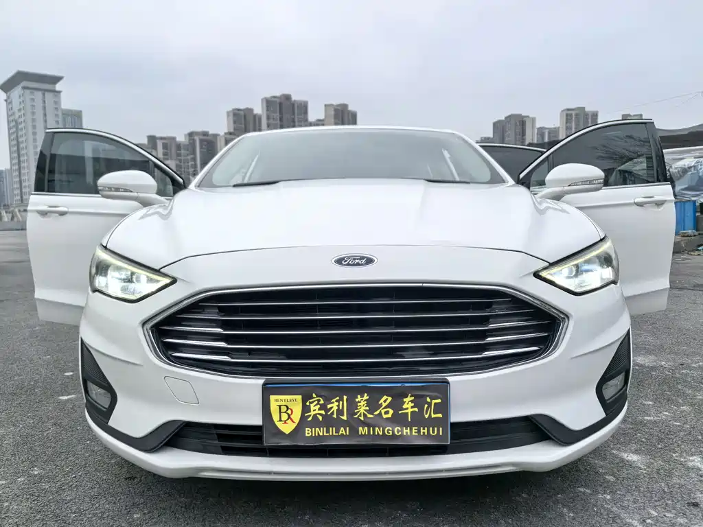 Ford Mondeo 2021 — фото 15
