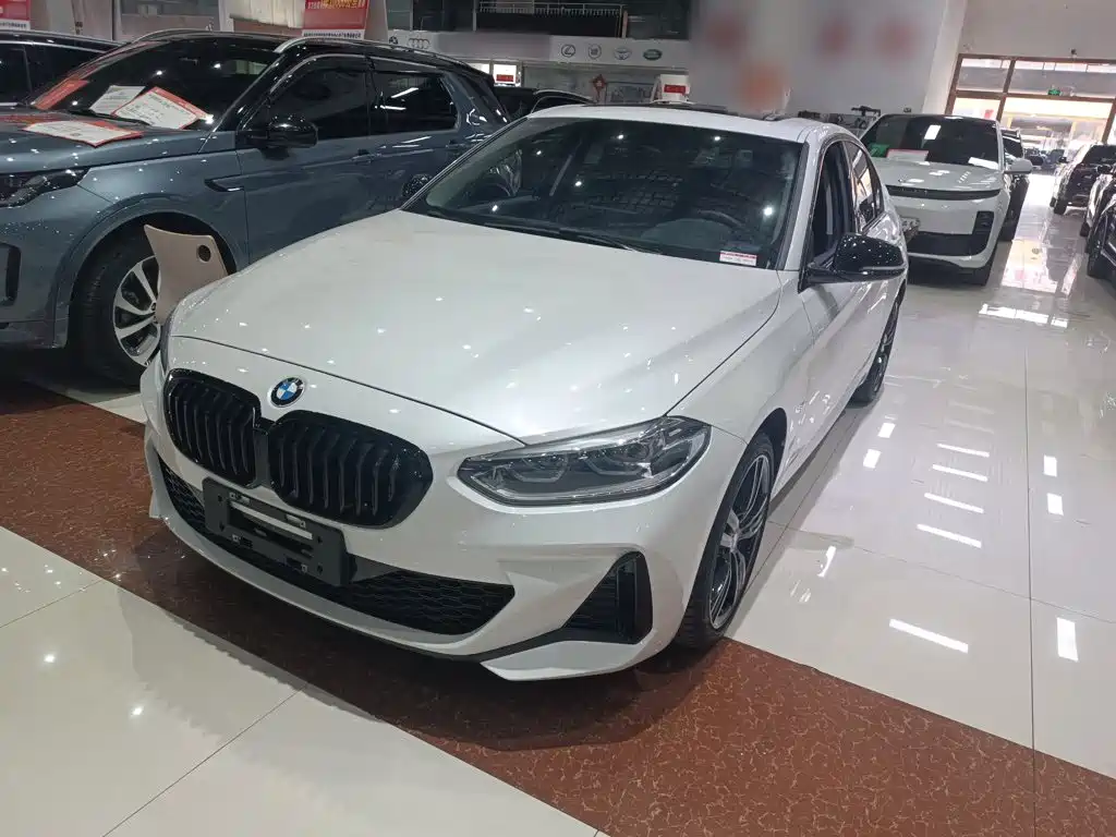 BMW 1 Series 2023