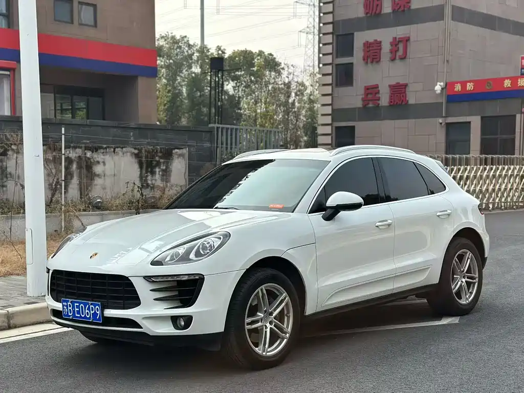 Porsche Macan 2016 — фото 1