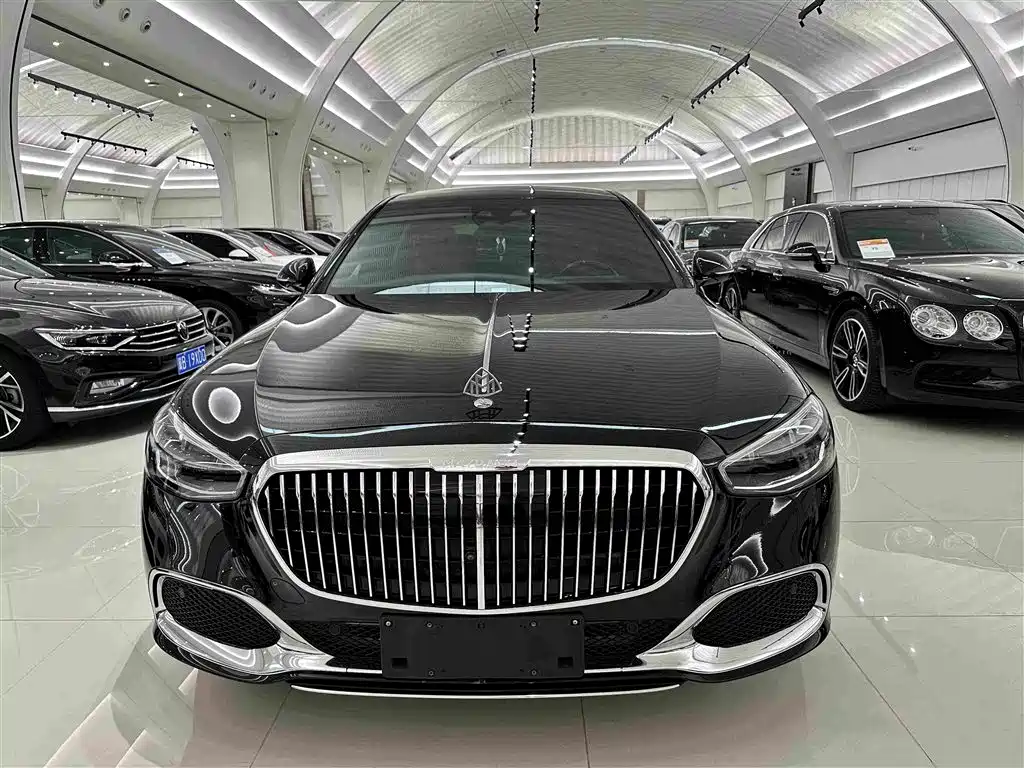Mercedes-Benz Maybach S-Class 2023