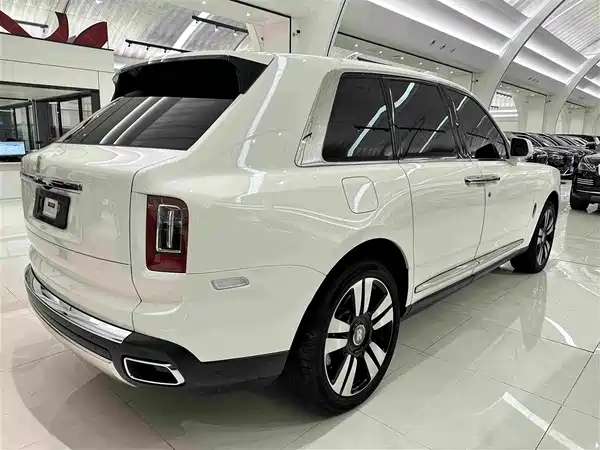 Rolls-Royce Cullinan 2021