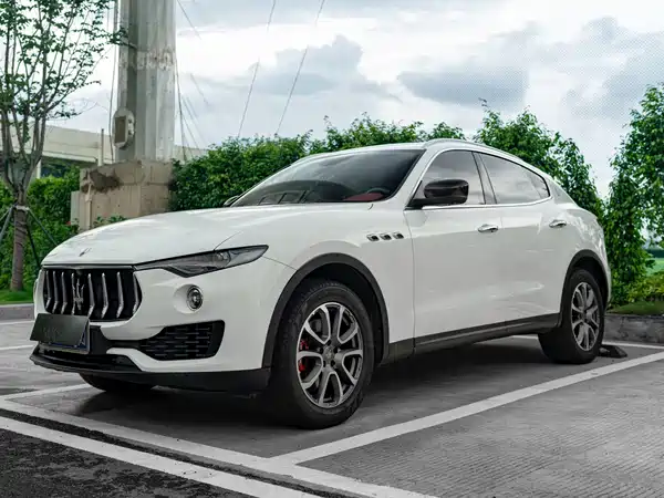 Maserati Levante 2016