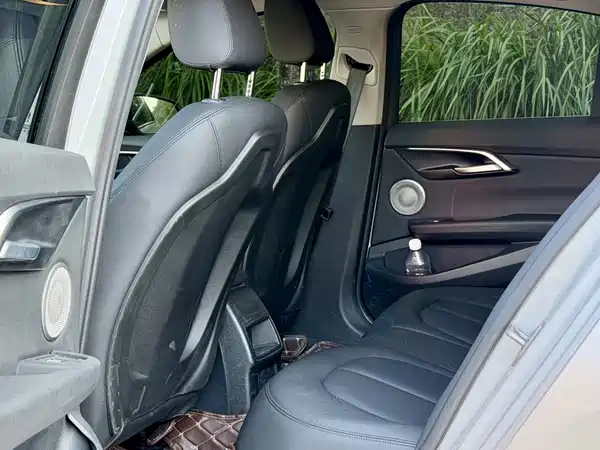 BMW 1 Series 2022