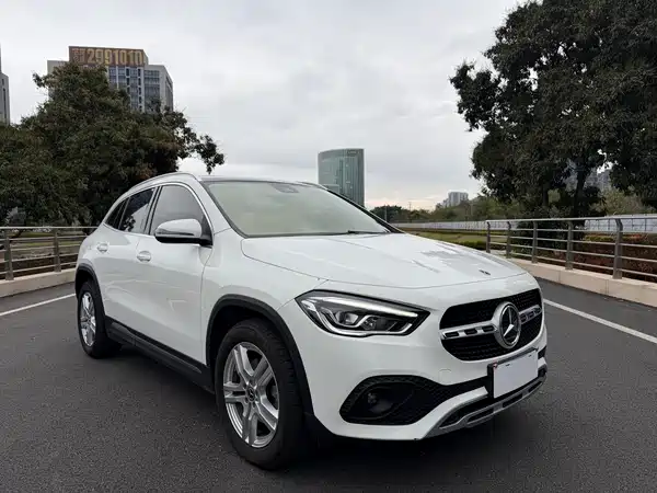 Mercedes-Benz GLA 2022