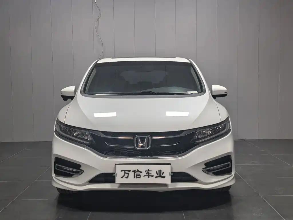 Honda Jade 2017 — фото 1