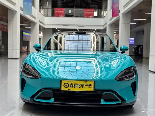 Xiaomi SU7 2025