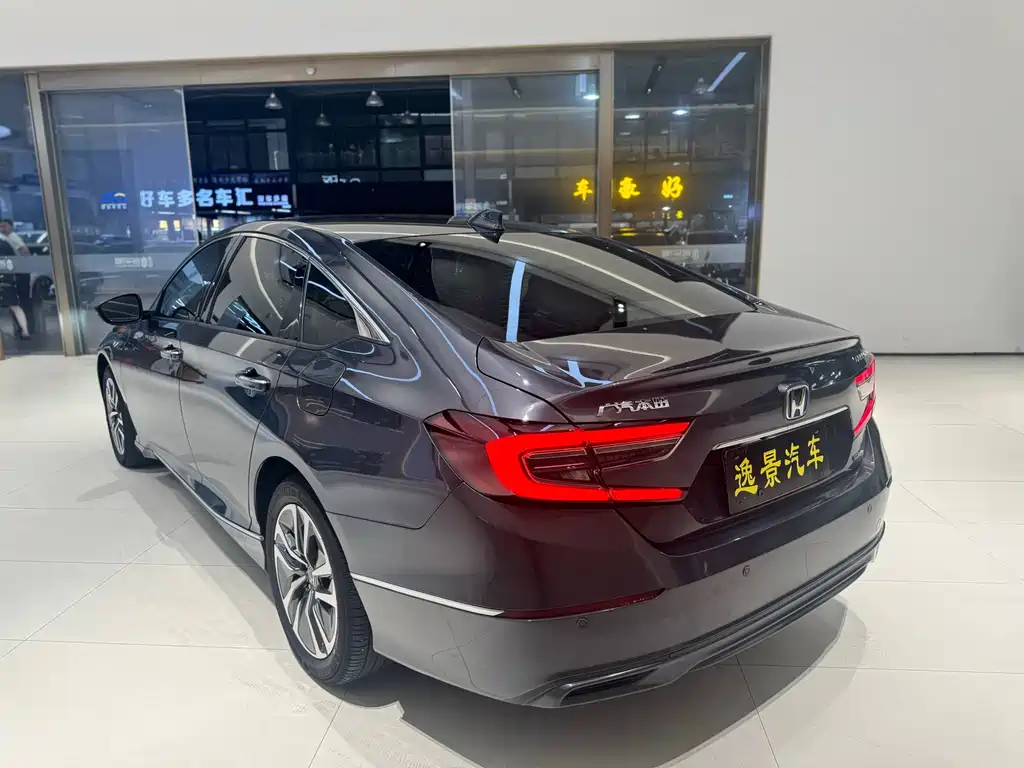 Honda Accord 2022 — фото 18