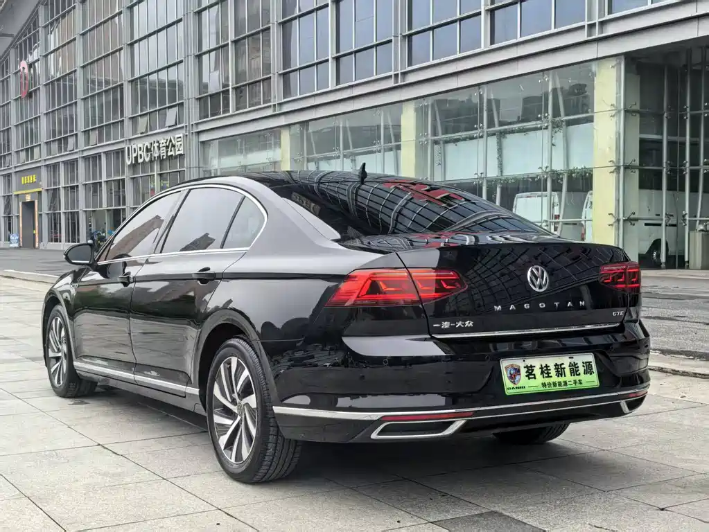Volkswagen Magotan GTE PHEV 2020 — фото 7