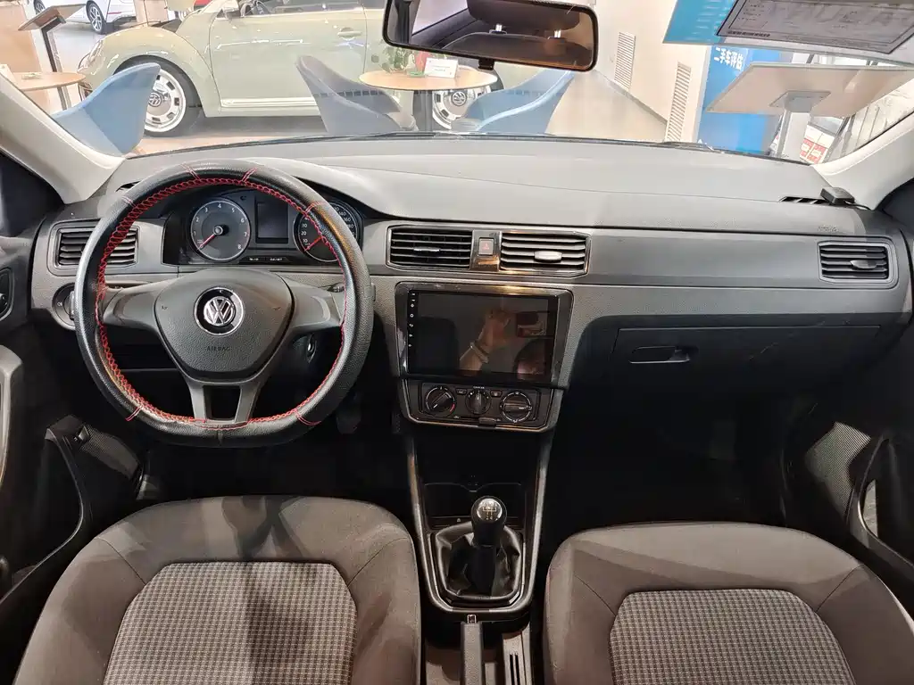 Volkswagen Santana 2021