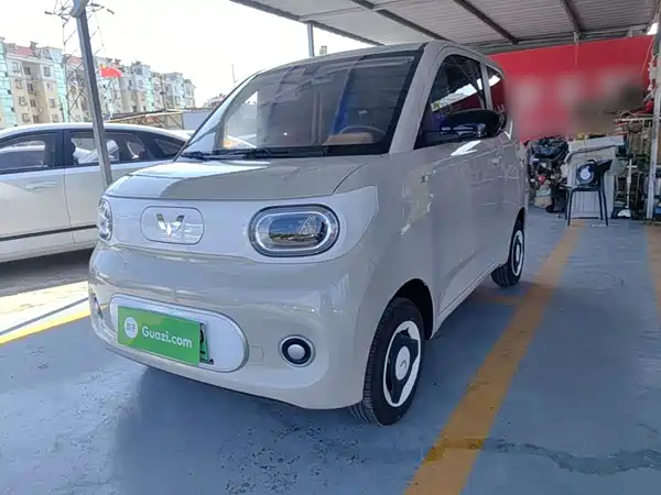 Wuling Hongguang MINIEV 2025