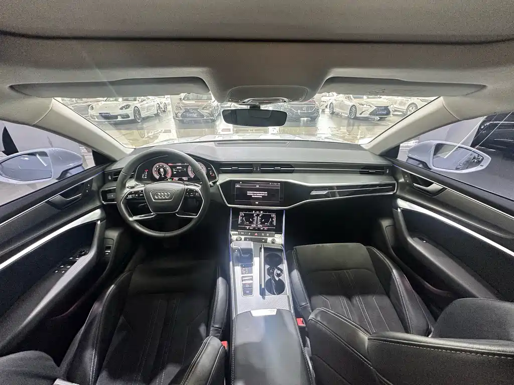 Audi A7L 2023 — фото 6