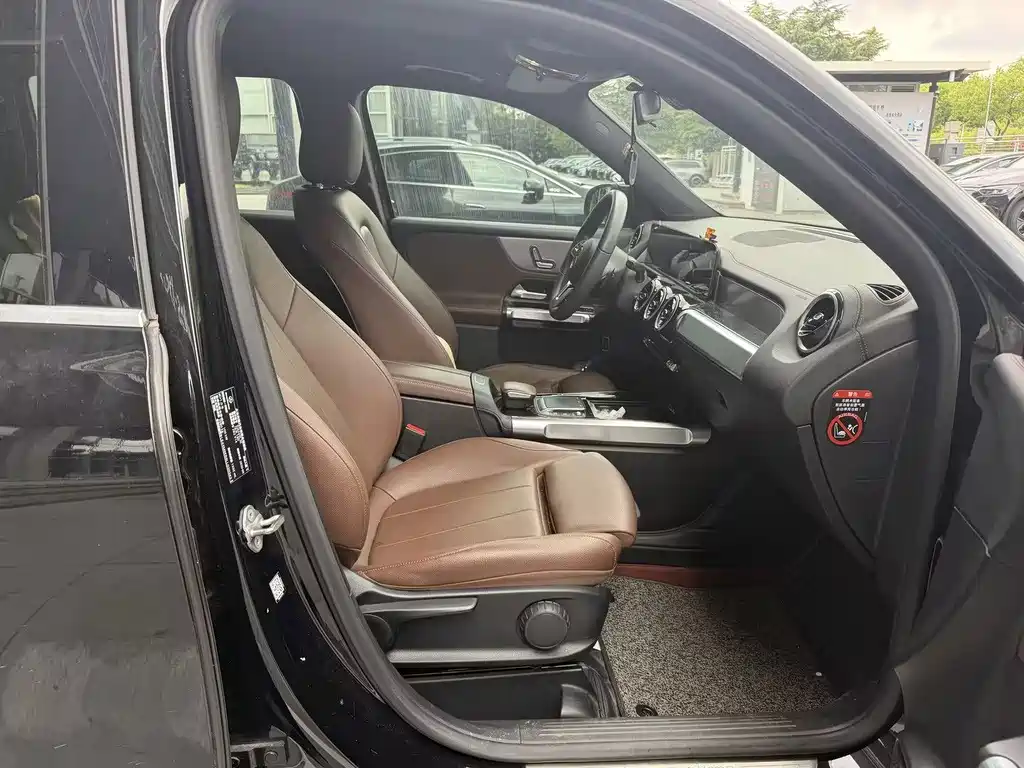 Mercedes-Benz GLB 2020