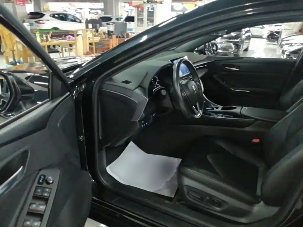Toyota Avalon 2022 — фото 16