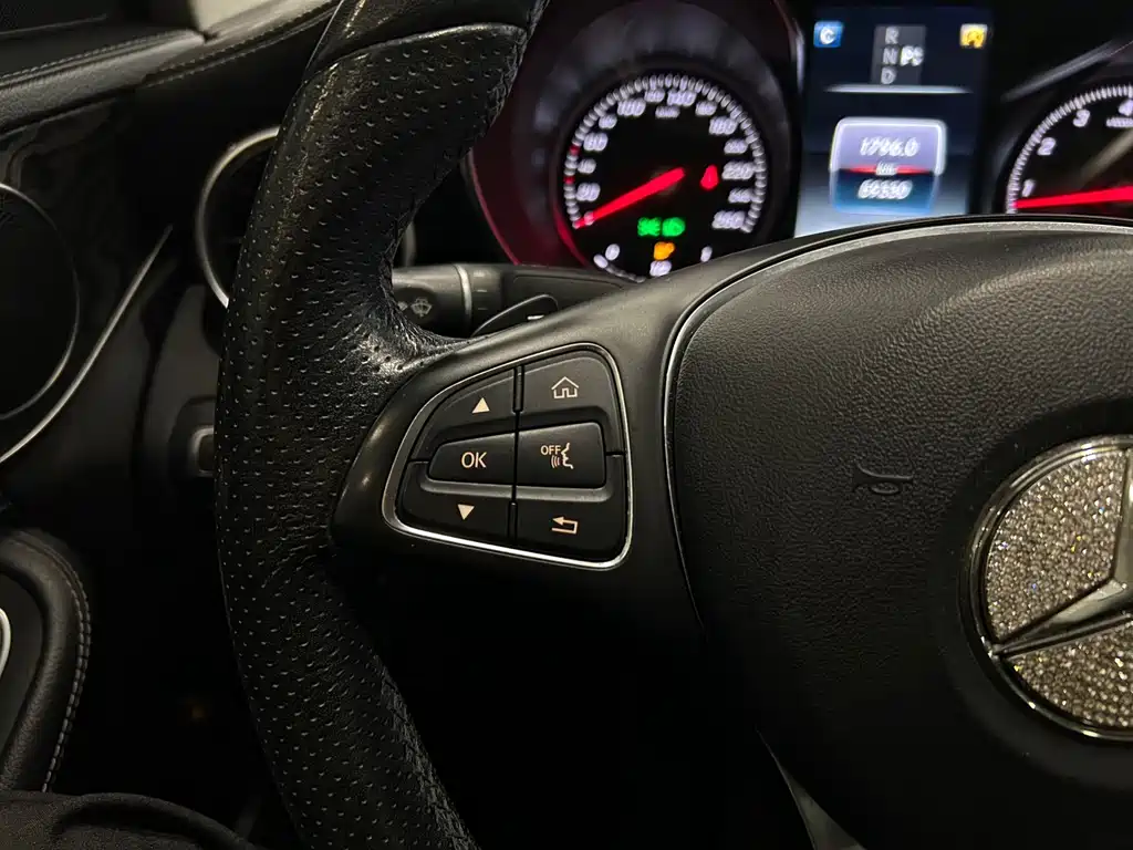 Mercedes-Benz C-Class 2018 — фото 11