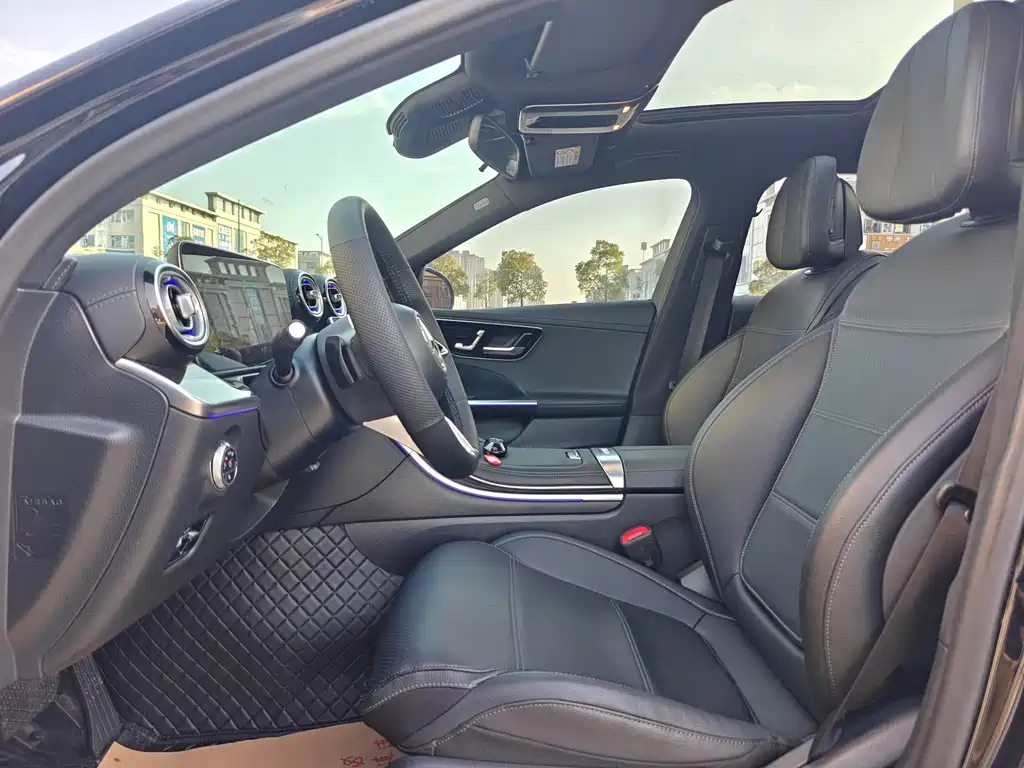 Mercedes-Benz C-Class 2022 — фото 30