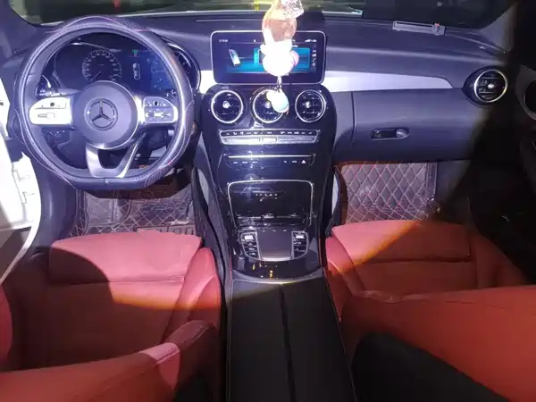 Mercedes-Benz C-Class 2020