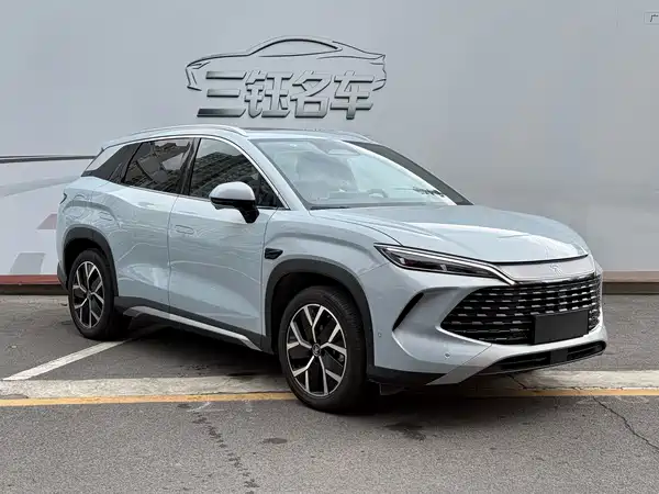 BYD Song L DM-i 2025