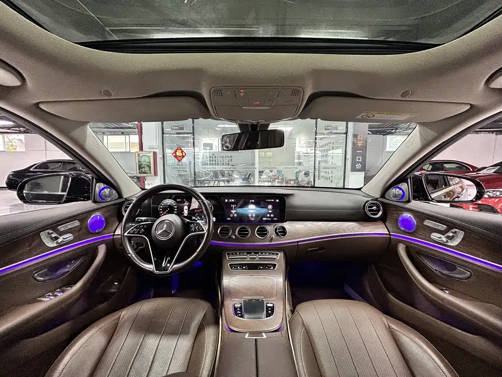 Mercedes-Benz E-Class 2021 — фото 11