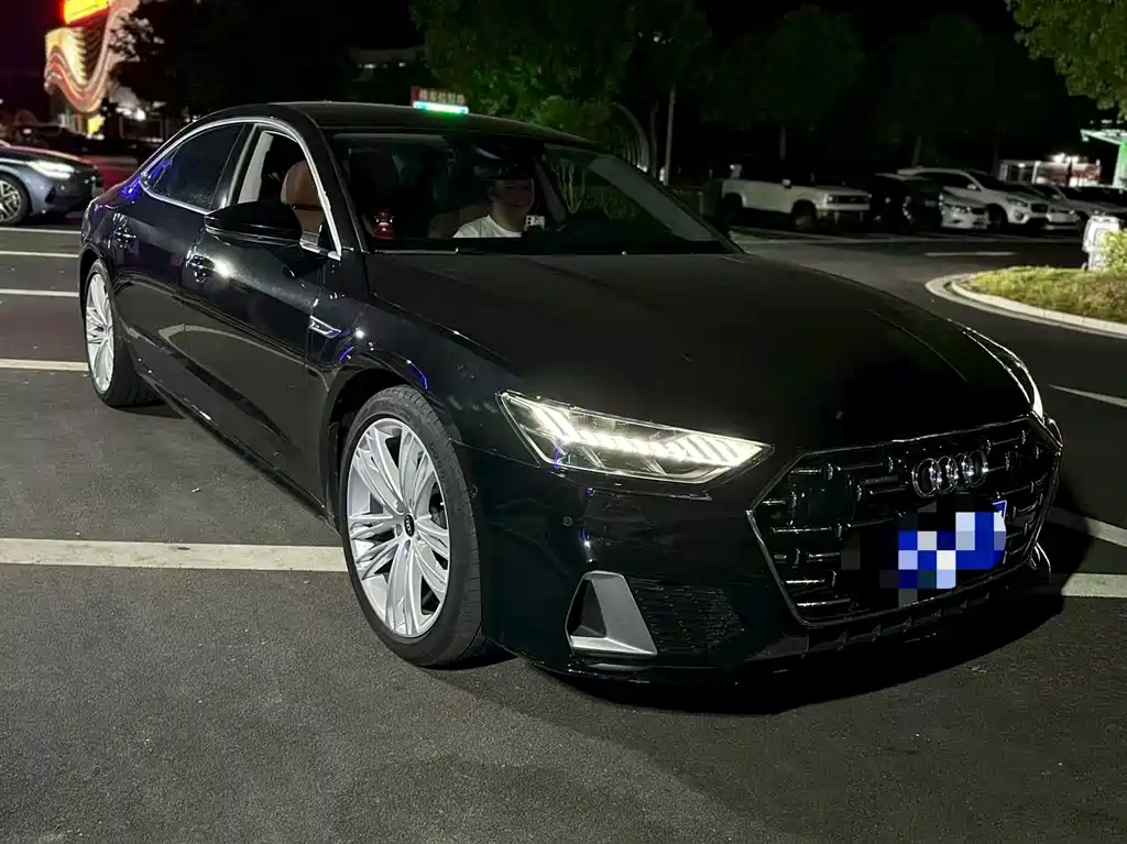Audi A7L 2024 — фото 3