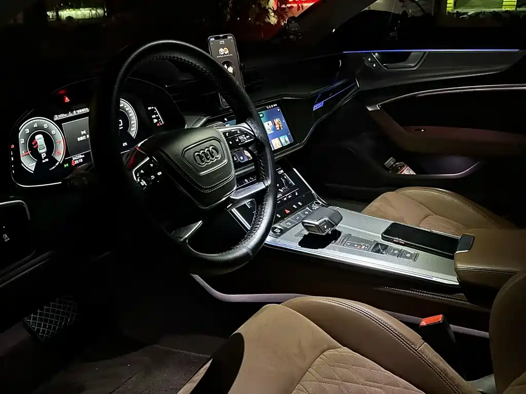 Audi A7L 2024 — фото 4