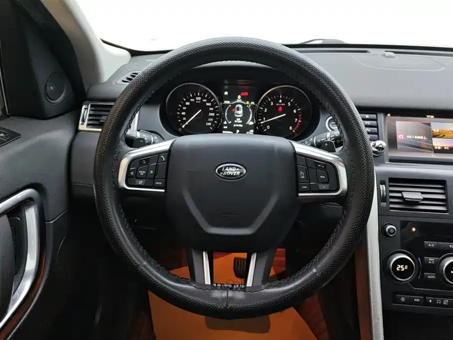 Land Rover Discovery Sport 2018 — фото 15