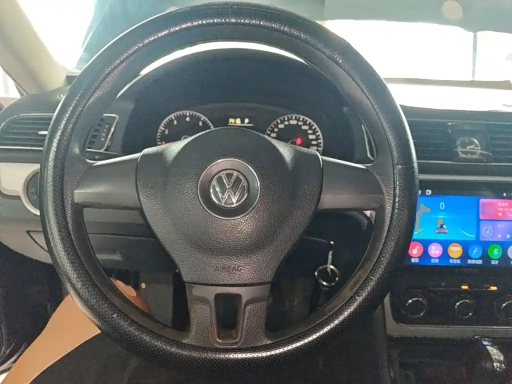 Volkswagen Passat 2016 — фото 11