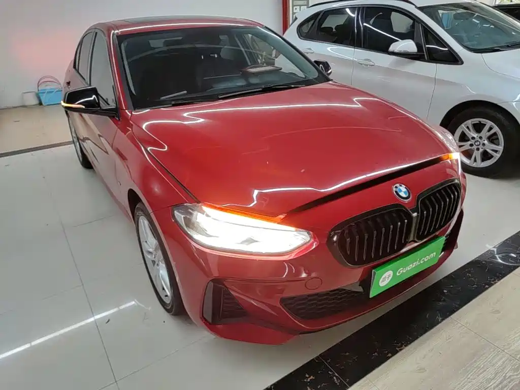 BMW 1 Series 2021