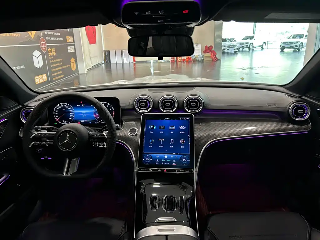 Mercedes-Benz C-Class 2023 — фото 5