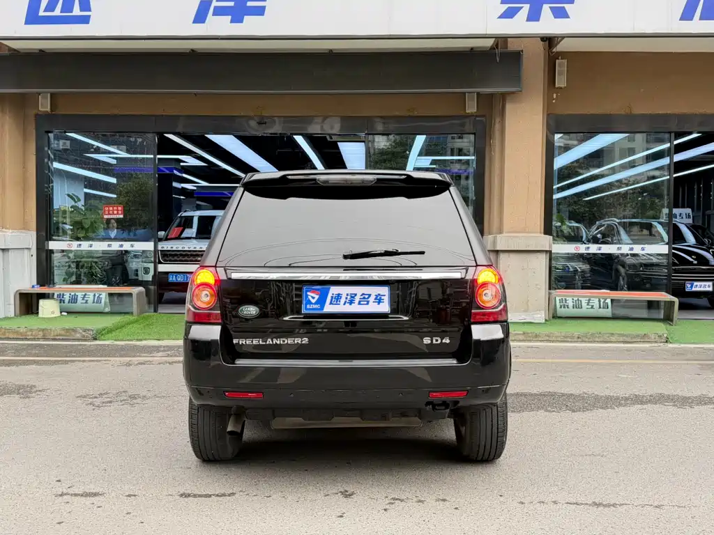 Land Rover Freelander 2 2013 — фото 13