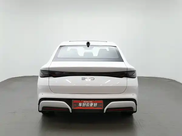 BYD Seal 06 2025