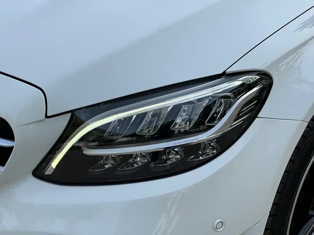 Mercedes-Benz C-Class 2020 — фото 11
