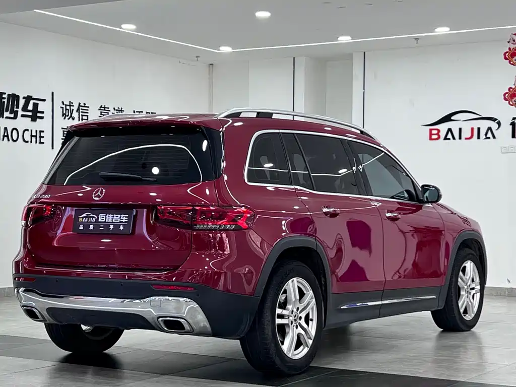 Mercedes-Benz GLB 2021