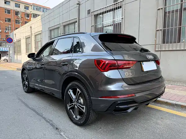 Audi Q3 2021