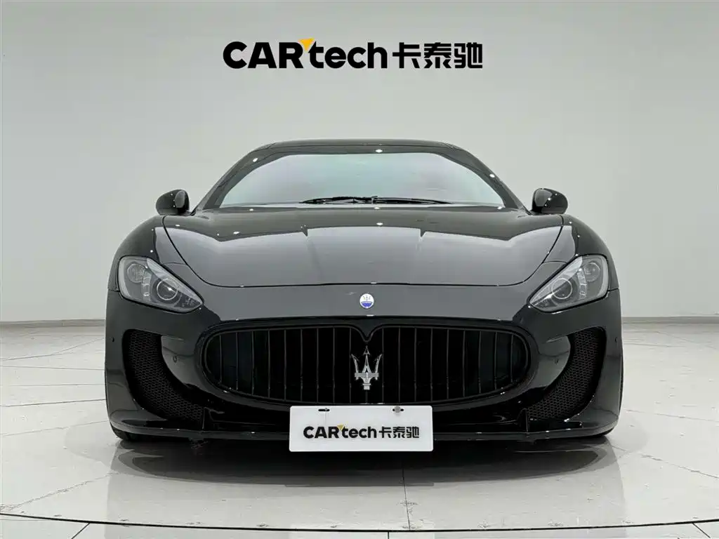 Maserati GranTurismo 2014 — фото 3