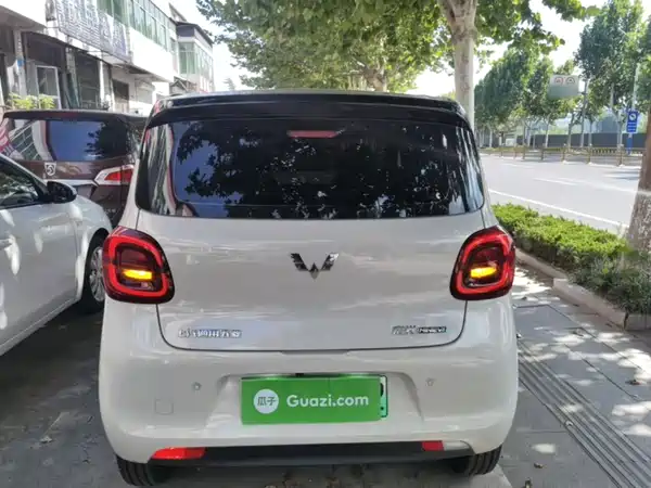 Wuling Hongguang MINIEV 2025