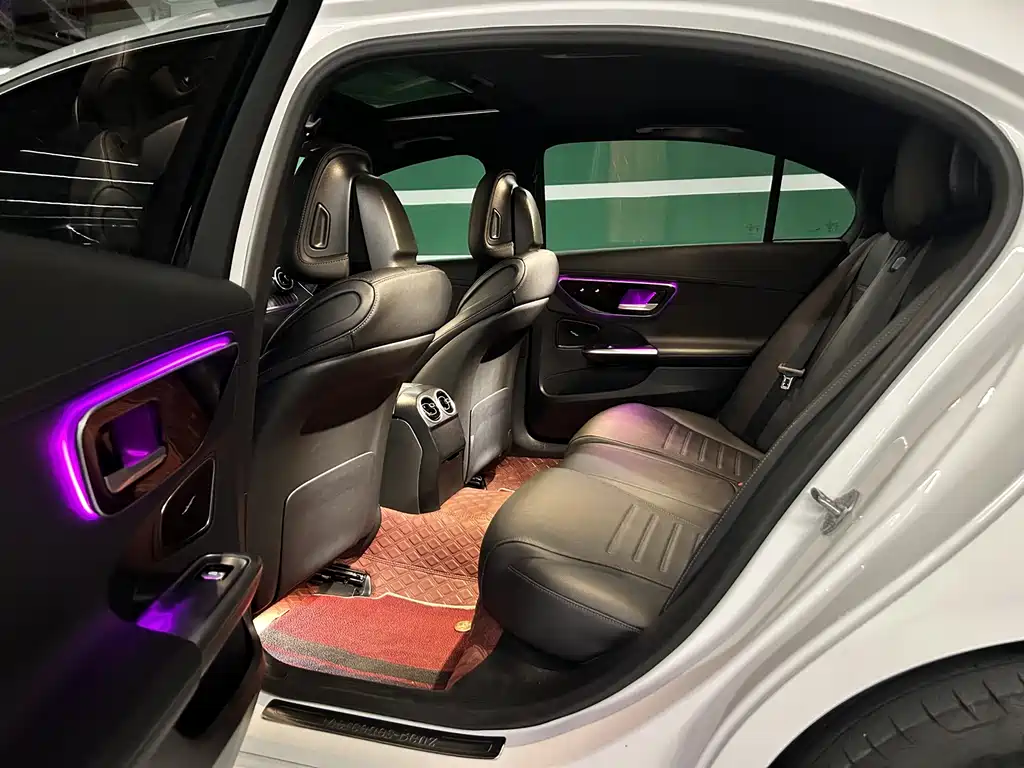 Mercedes-Benz C-Class 2022 — фото 6