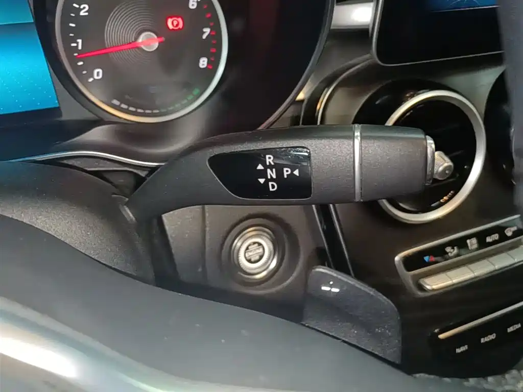 Mercedes-Benz C-Class 2019 — фото 14