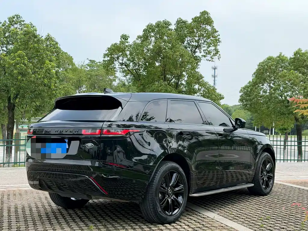 Land Rover Range Rover Velar 2022 — фото 9