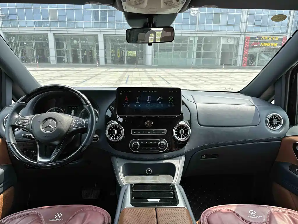 Mercedes-Benz Vito 2023 — фото 17